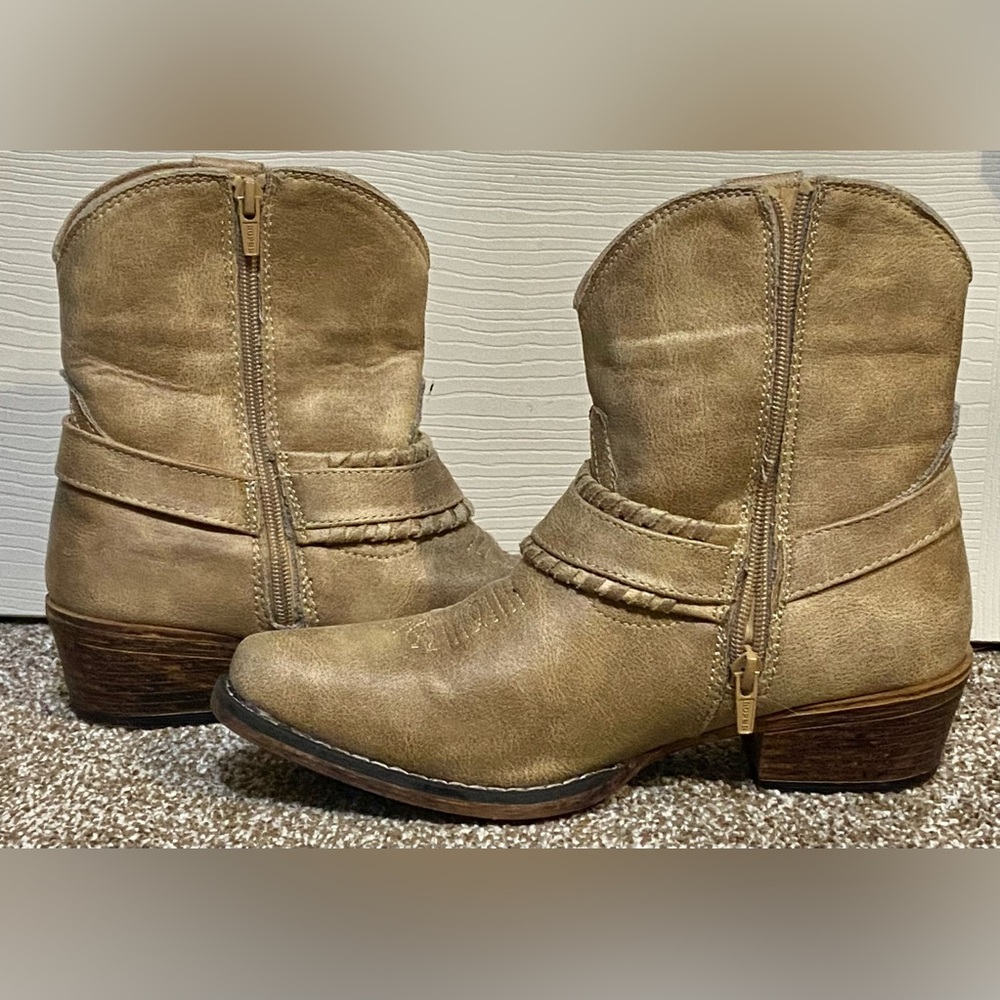 Roper Nelly Western Boots Women’s Sz 7 Beige Tan Buckle Mid Bootie Cowboy Shoes - Picture 4 of 8